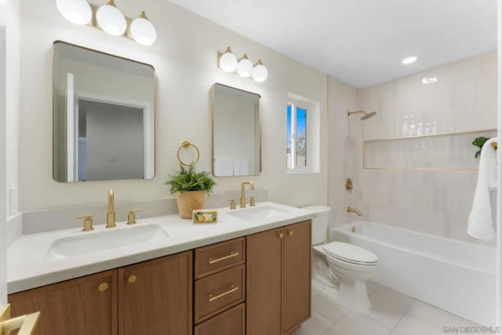 9917 Aviary San Diego, CA 92131