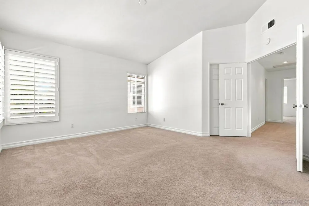 801 Mosaic Cir Oceanside, CA 92057