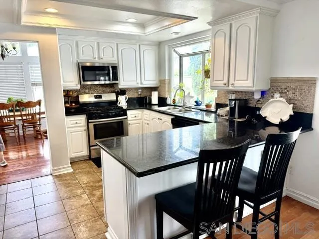 801 Mosaic Cir Oceanside, CA 92057