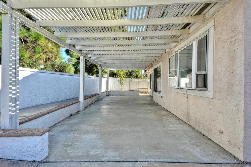 801 Mosaic Cir Oceanside, CA 92057