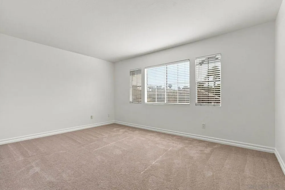 801 Mosaic Cir Oceanside, CA 92057