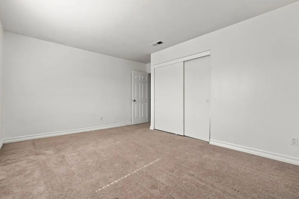 801 Mosaic Cir Oceanside, CA 92057