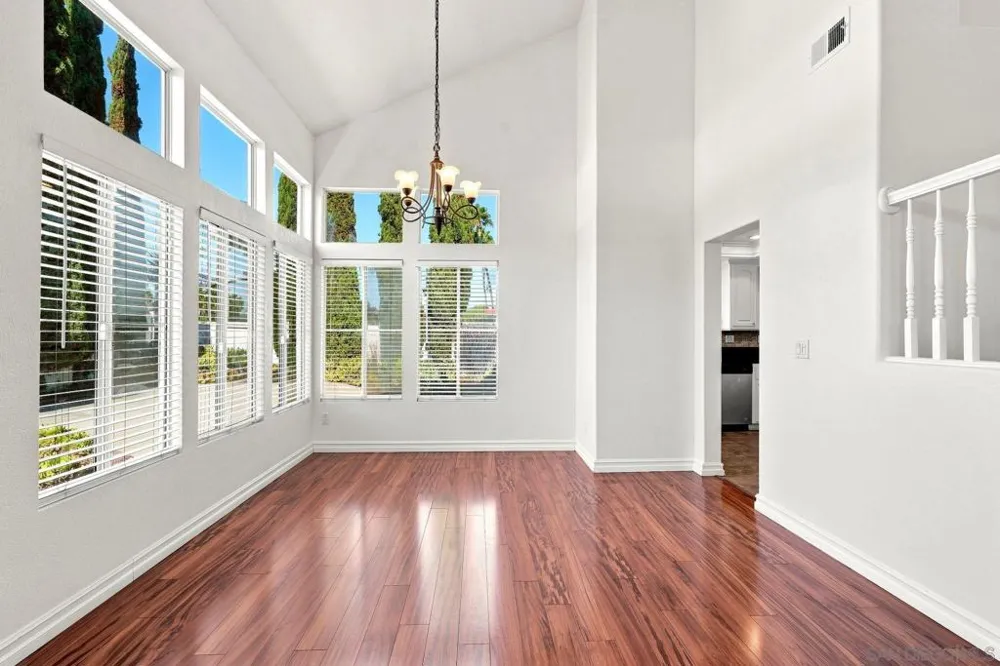 801 Mosaic Cir Oceanside, CA 92057