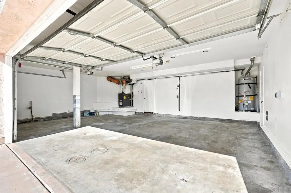 801 Mosaic Cir Oceanside, CA 92057
