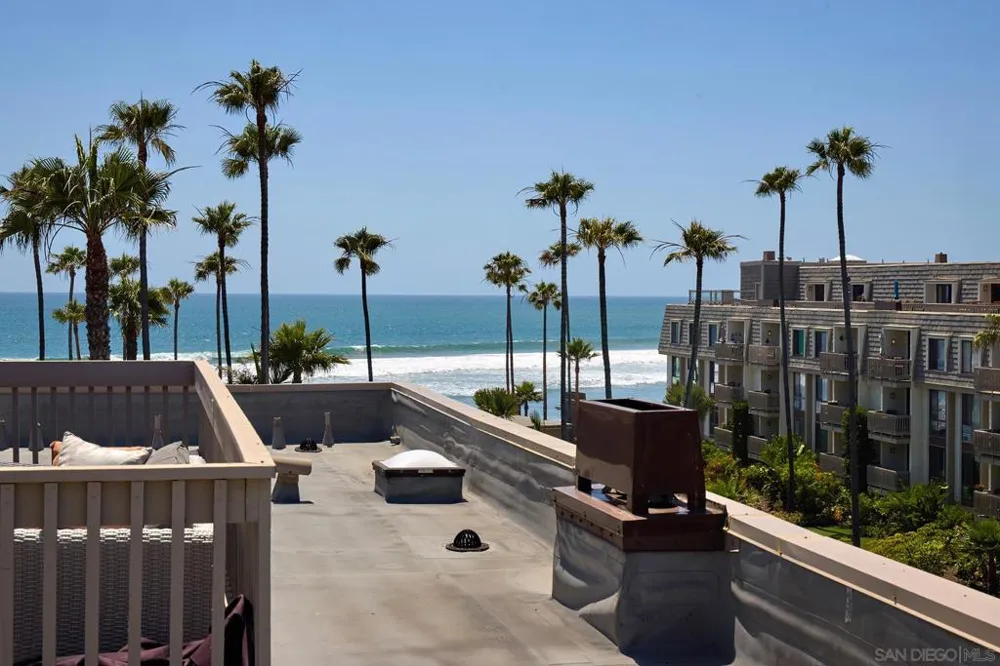 999 Pacific #C309 Oceanside, CA 92054