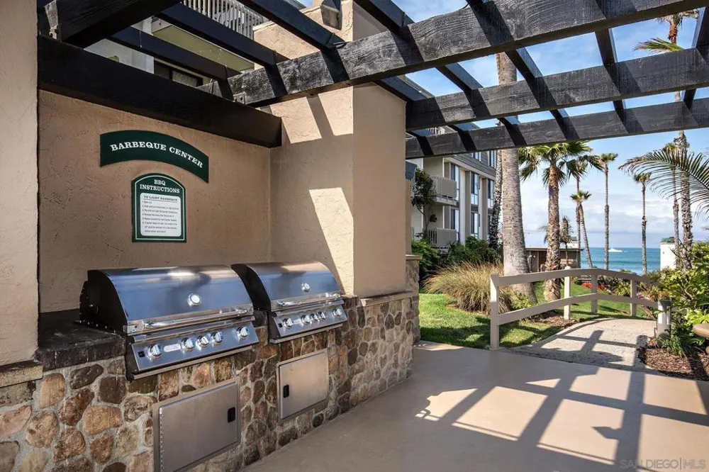 999 Pacific #C309 Oceanside, CA 92054