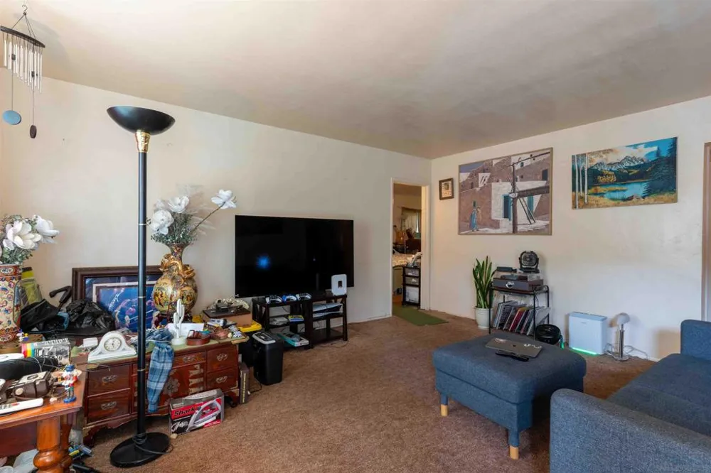 5484 Santa Margarita Street San Diego, CA 92114