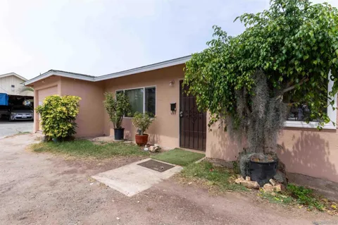 5484 Santa Margarita Street
