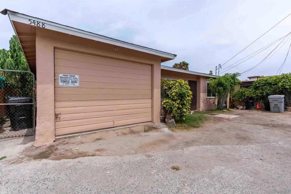 5484 Santa Margarita Street San Diego, CA 92114