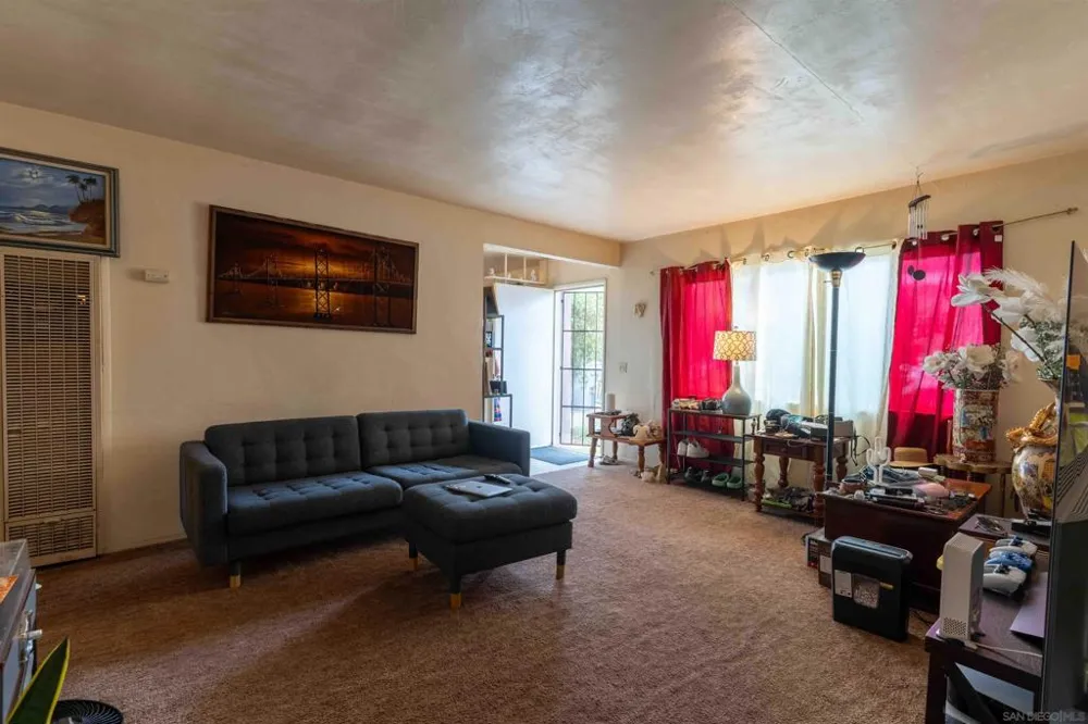 5484 Santa Margarita Street San Diego, CA 92114