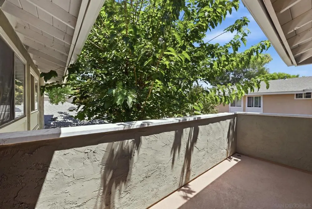 2504 Wanek Road #D Escondido, CA 92027
