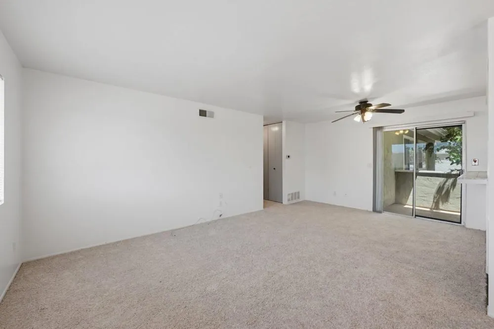 2504 Wanek Road #D Escondido, CA 92027
