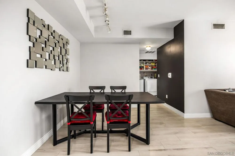1801 E Katella Ave #4023 Anaheim, CA 92805