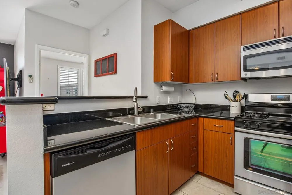 1801 E Katella Ave #4023 Anaheim, CA 92805