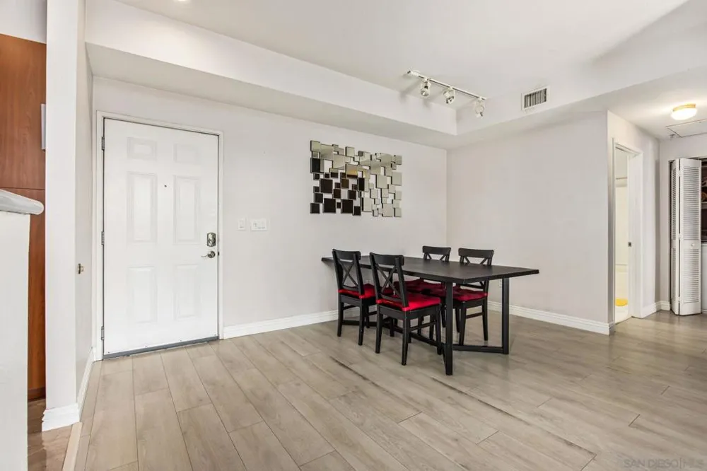 1801 E Katella Ave #4023 Anaheim, CA 92805