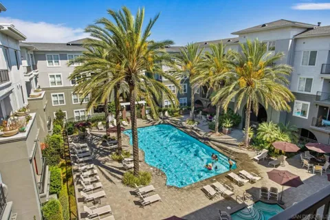 1801 E Katella Ave #4023
