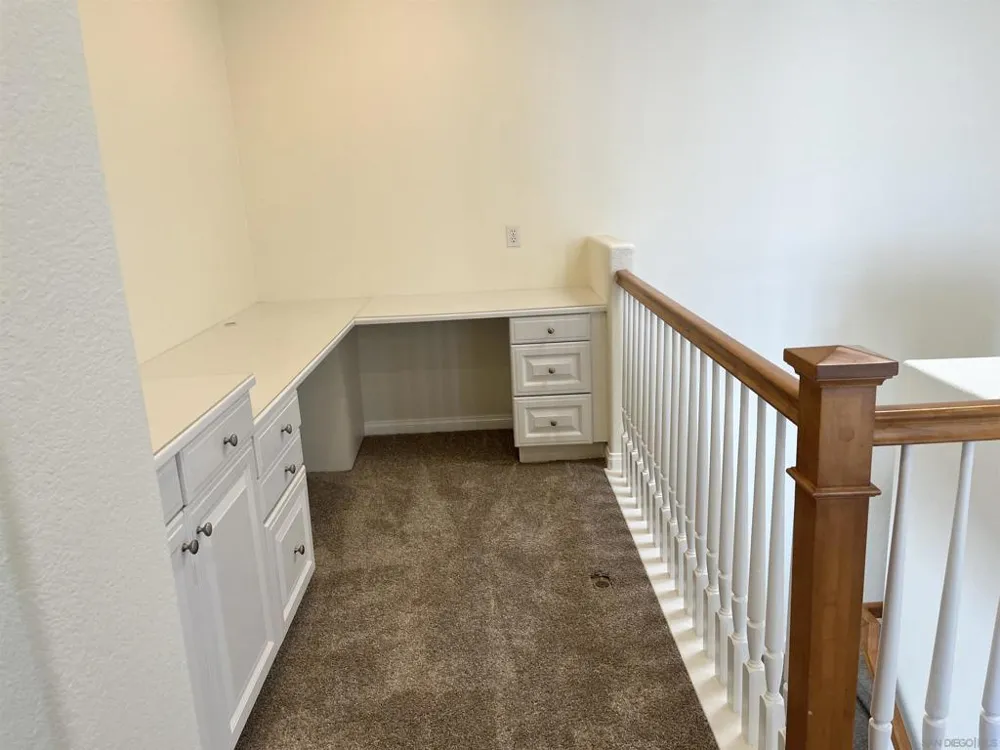 7481 Neptune Drive Carlsbad, CA 92011