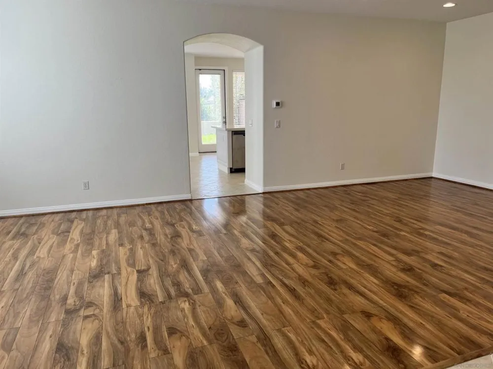 7481 Neptune Drive Carlsbad, CA 92011