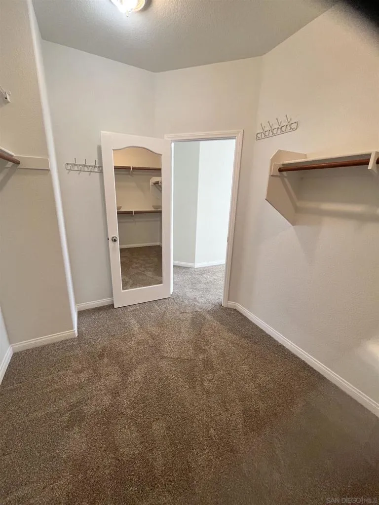 7481 Neptune Drive Carlsbad, CA 92011