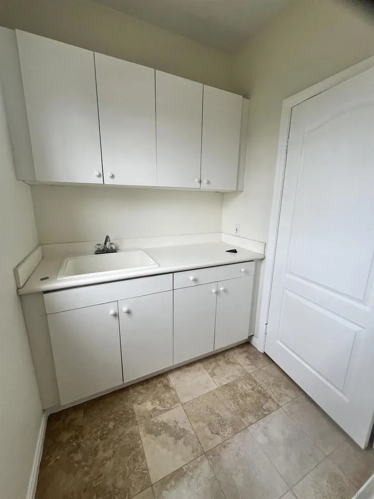 7481 Neptune Drive Carlsbad, CA 92011