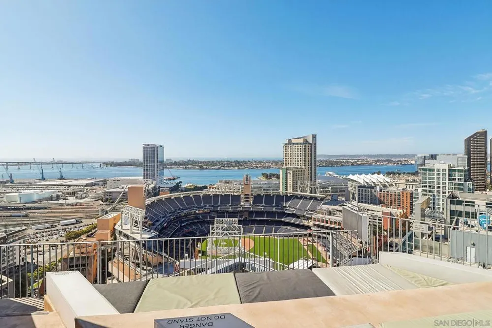 321 10Th Ave #1908 San Diego, CA 92101