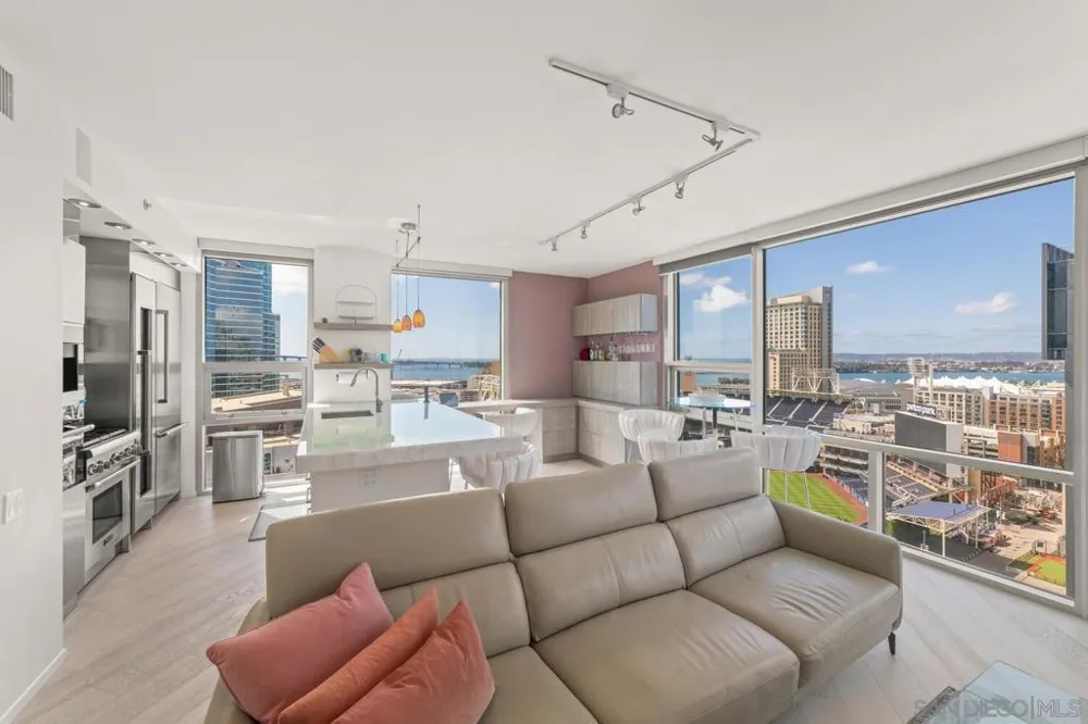 321 10Th Ave #1908 San Diego, CA 92101