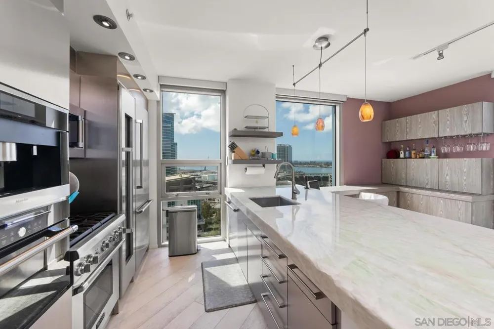 321 10Th Ave #1908 San Diego, CA 92101