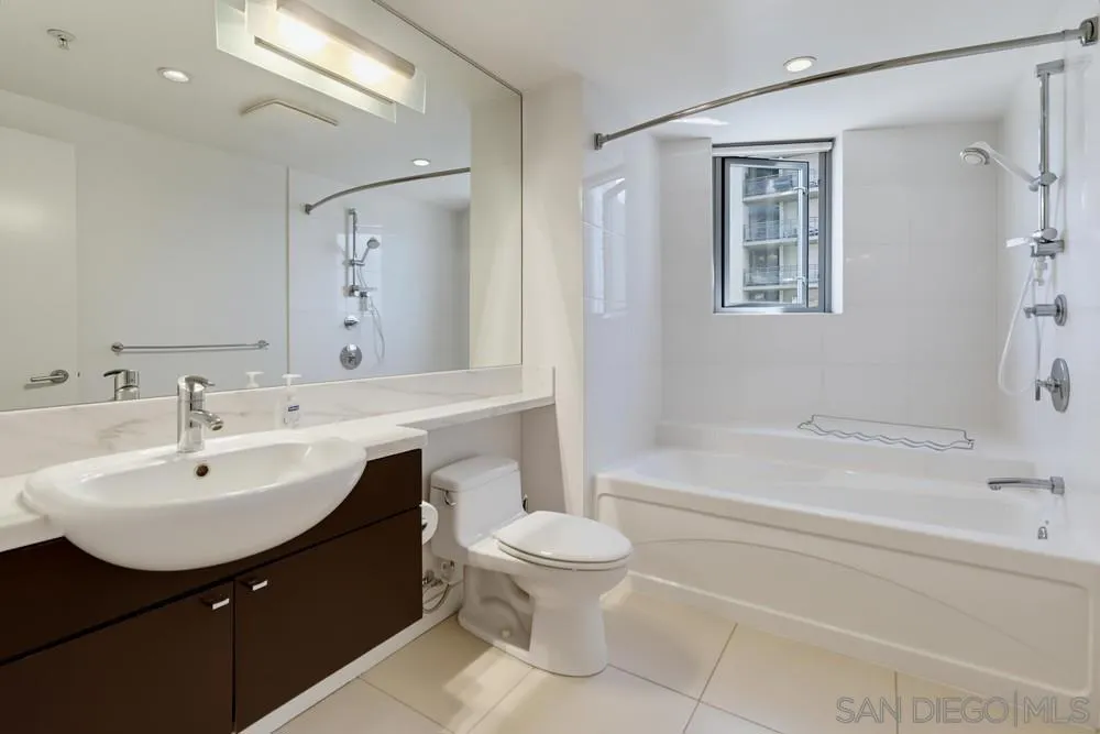1441 9th Ave #507 San Diego, CA 92101