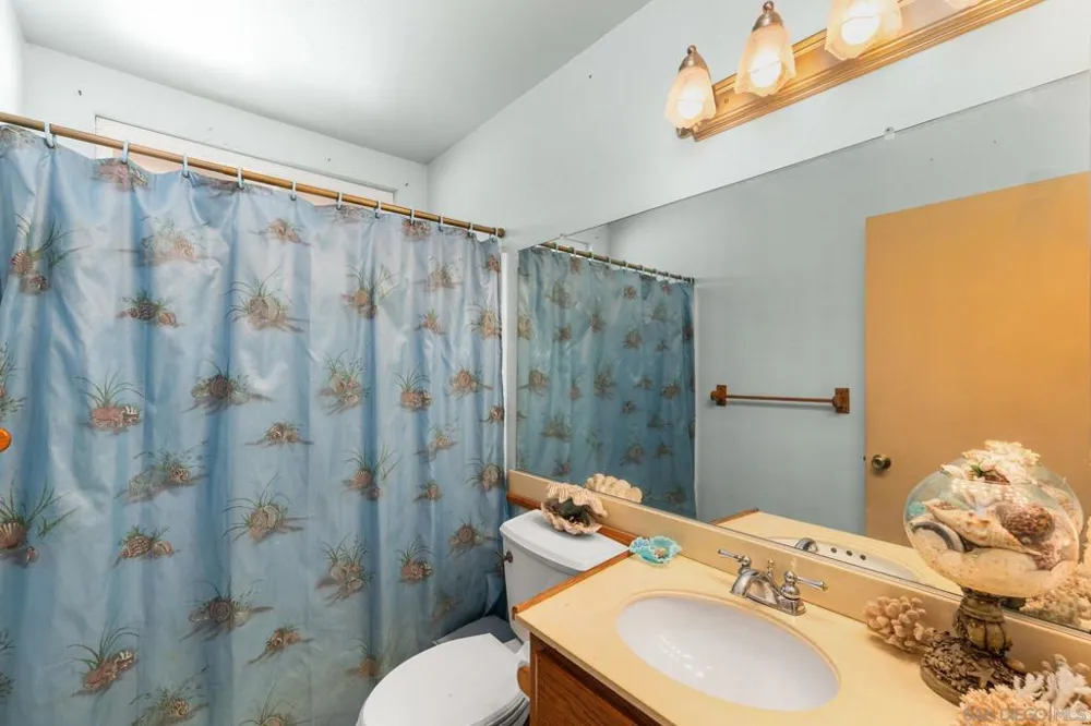 4917 Glenhaven Dr. Oceanside, CA 92056