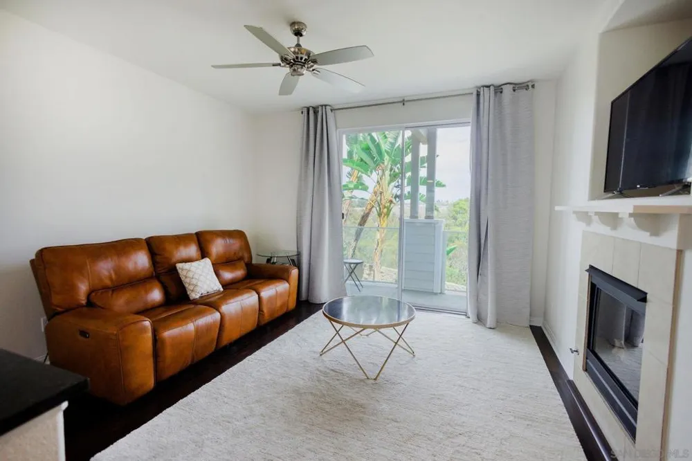 810 Harbor Cliff Way #230 Oceanside, CA 92054
