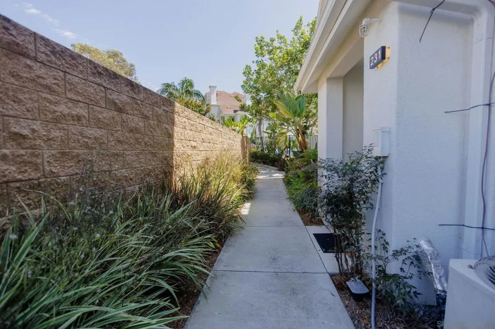810 Harbor Cliff Way #230 Oceanside, CA 92054