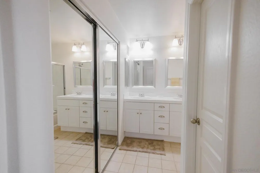 810 Harbor Cliff Way #230 Oceanside, CA 92054