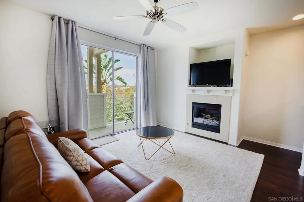 810 Harbor Cliff Way #230 Oceanside, CA 92054