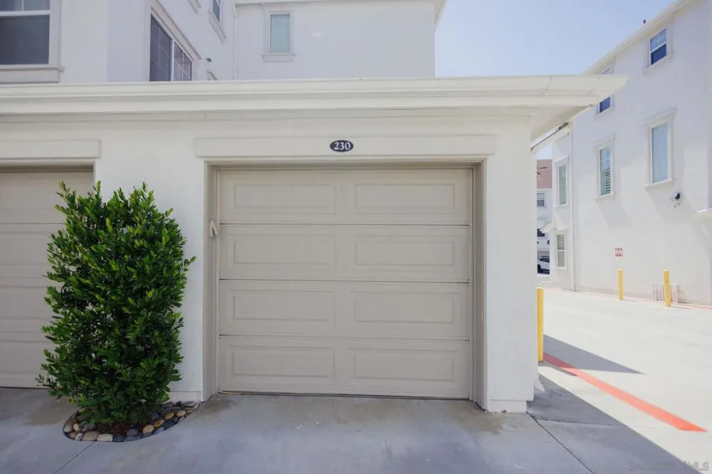 810 Harbor Cliff Way #230 Oceanside, CA 92054