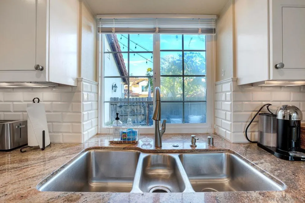 2037 Countrywood Way Encinitas, CA 92024