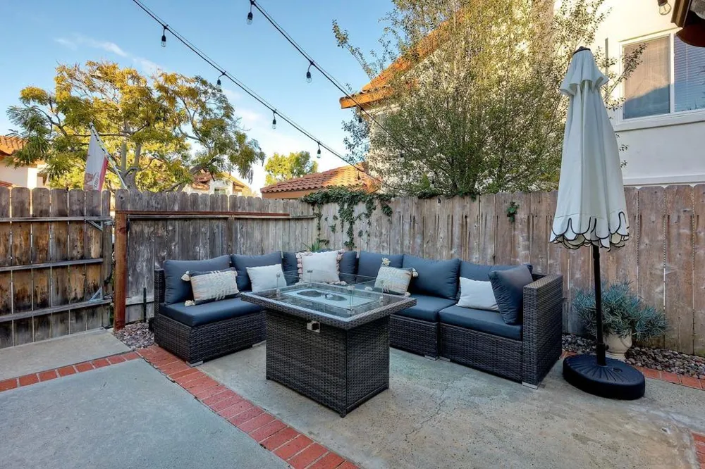 2037 Countrywood Way Encinitas, CA 92024