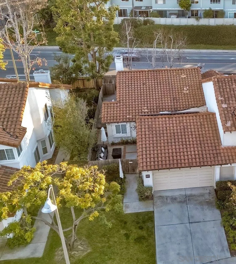 2037 Countrywood Way Encinitas, CA 92024