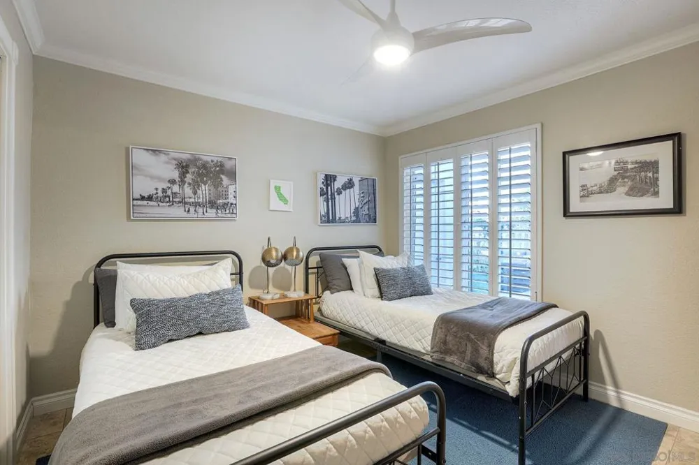 2037 Countrywood Way Encinitas, CA 92024