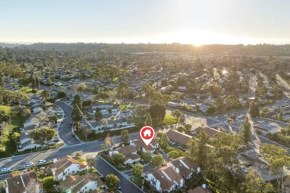2037 Countrywood Way Encinitas, CA 92024