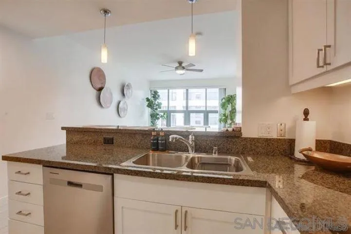 1150 J St #418 San Diego, CA 92101