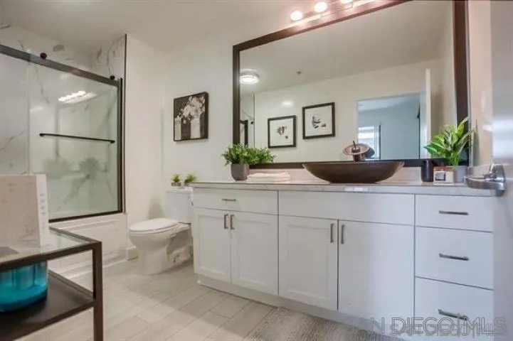 1150 J St #418 San Diego, CA 92101