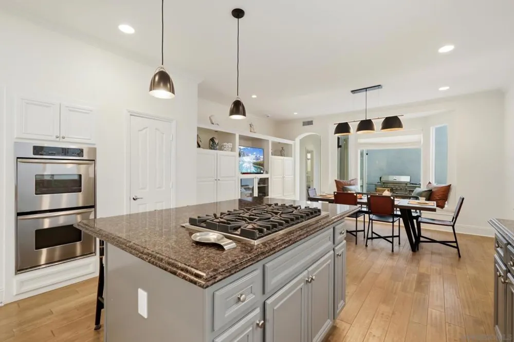 206 2Nd Huntington Beach, CA 92648
