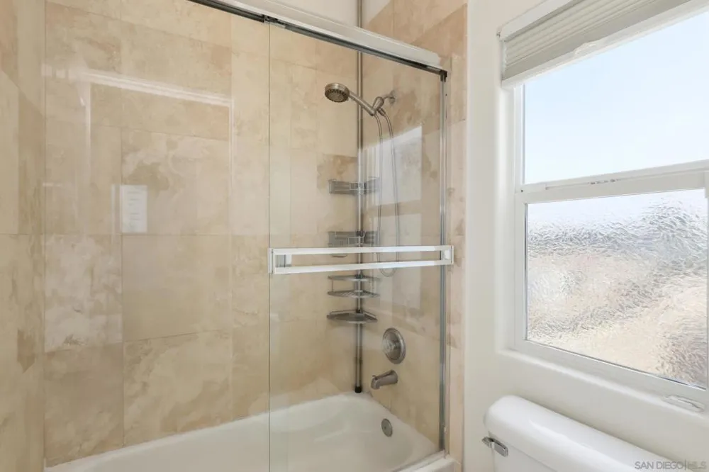 206 2Nd Huntington Beach, CA 92648