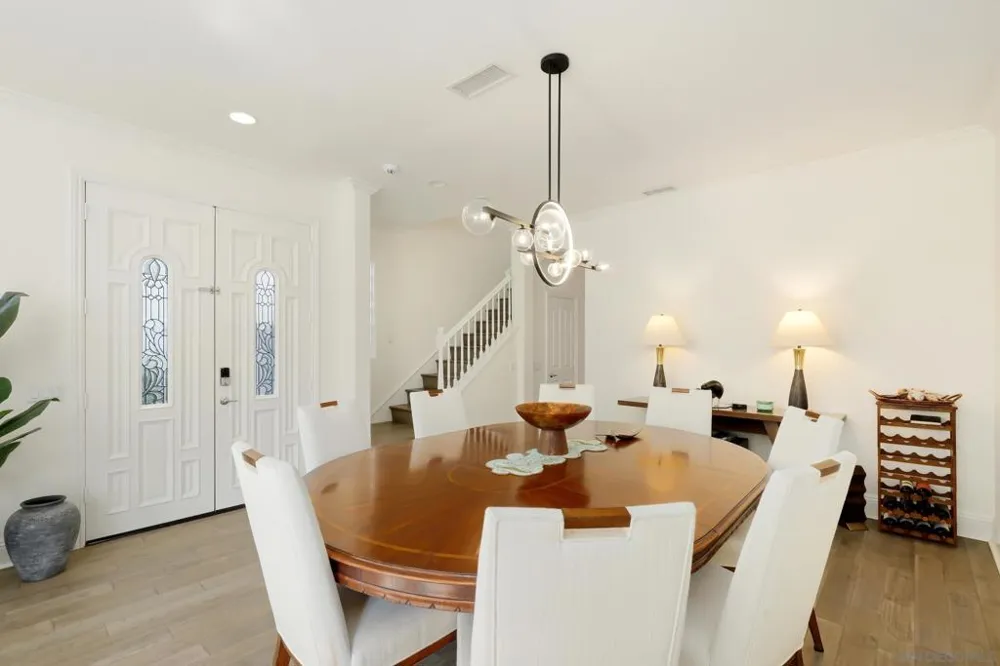 206 2Nd Huntington Beach, CA 92648
