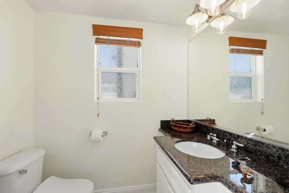 206 2Nd Huntington Beach, CA 92648