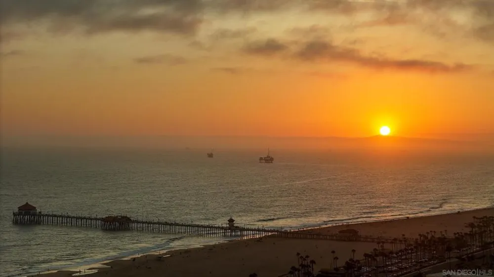 206 2Nd Huntington Beach, CA 92648