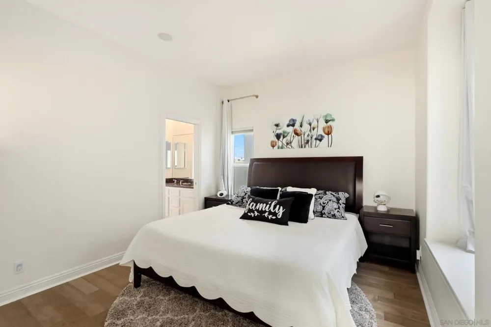 206 2Nd Huntington Beach, CA 92648