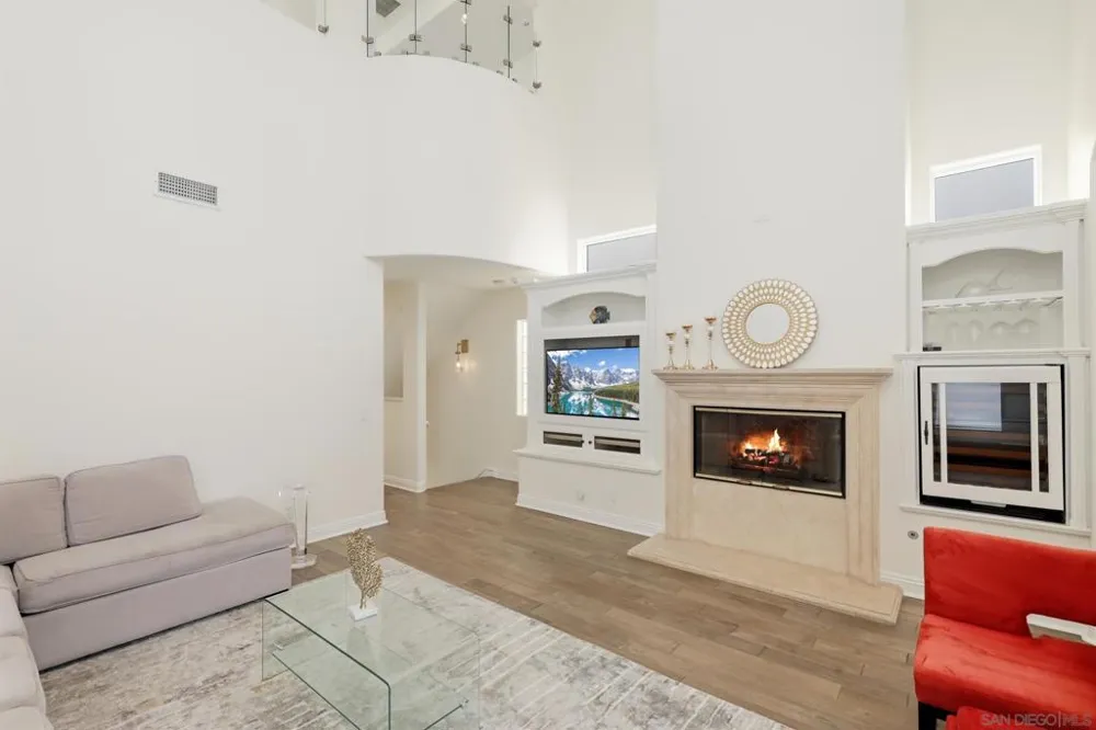 206 2Nd Huntington Beach, CA 92648