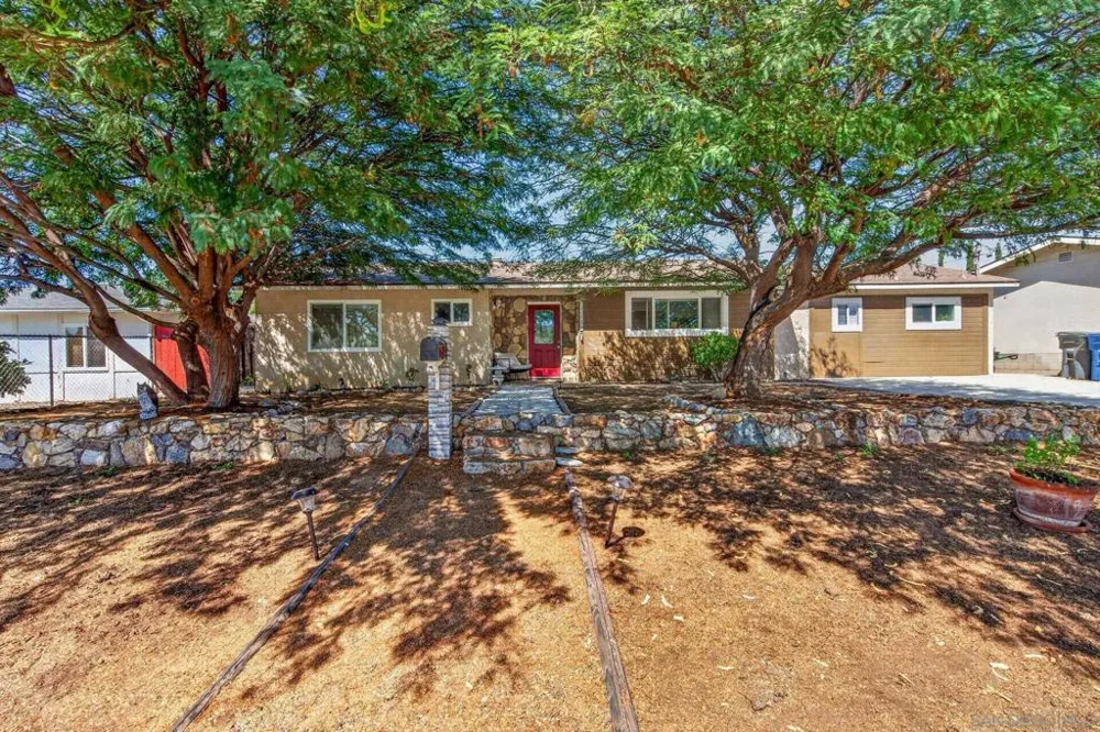 13422 Standish Dr Poway, CA 92064