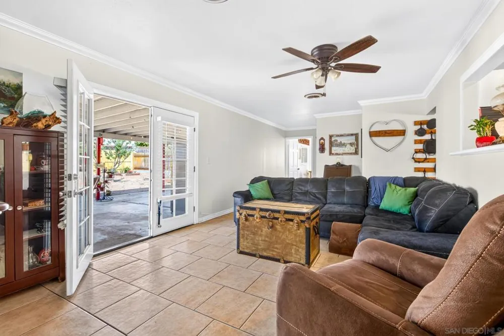 13422 Standish Dr Poway, CA 92064